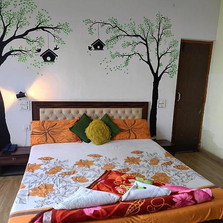 Joshi Holiday Home Stay Lansdowne Exterior foto