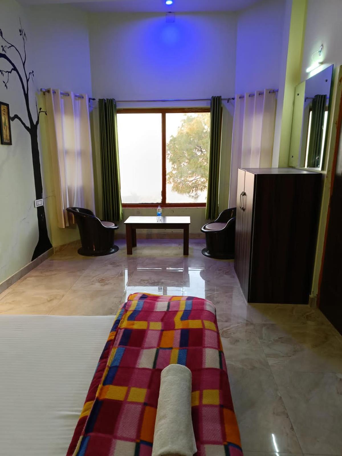 Joshi Holiday Home Stay Lansdowne Exterior foto